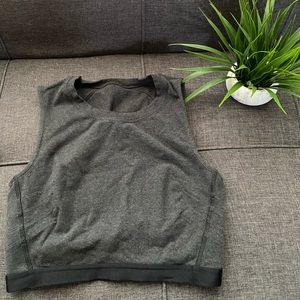 Lululemon crop top